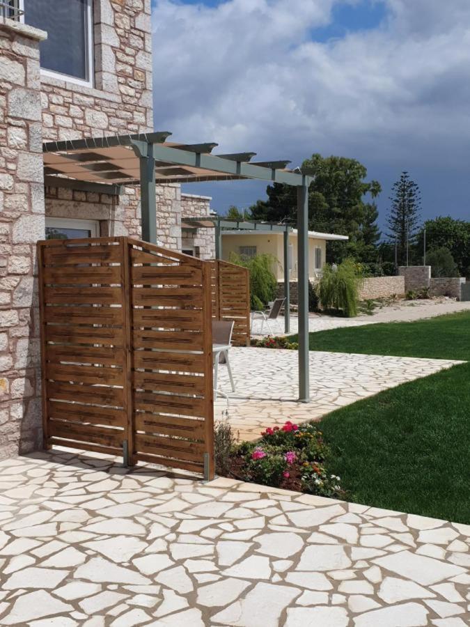 Stone Bay Houses In Messinia Kalamaki Beach Area Chrani Exterior foto