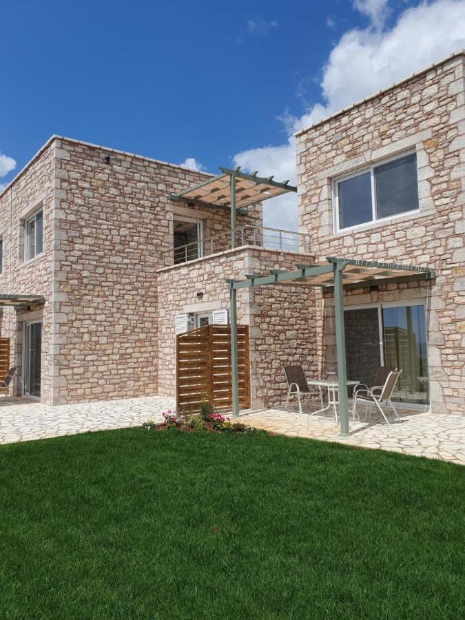 Stone Bay Houses In Messinia Kalamaki Beach Area Chrani Exterior foto